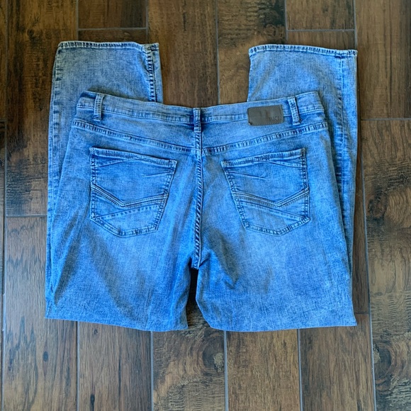 BKE jeans from Buckle size 40/32 Taylor Straight fit 30$ - Picture 3 of 3